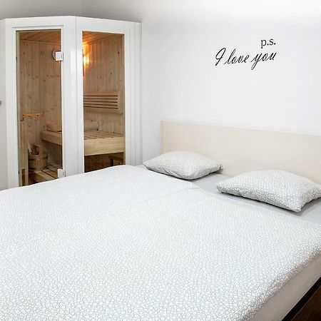 Sauna - Flexible Selfcheckins 6 - Zagreb - Garage - Electric Vehicle Ccharger - Loggia - New - Luxury - Apartments Repinc 6 외부 사진