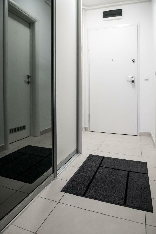 Sauna - Flexible Selfcheckins 6 - Zagreb - Garage - Electric Vehicle Ccharger - Loggia - New - Luxury - Apartments Repinc 6 외부 사진
