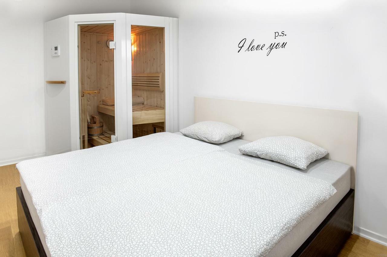 Sauna - Flexible Selfcheckins 6 - Zagreb - Garage - Electric Vehicle Ccharger - Loggia - New - Luxury - Apartments Repinc 6 외부 사진